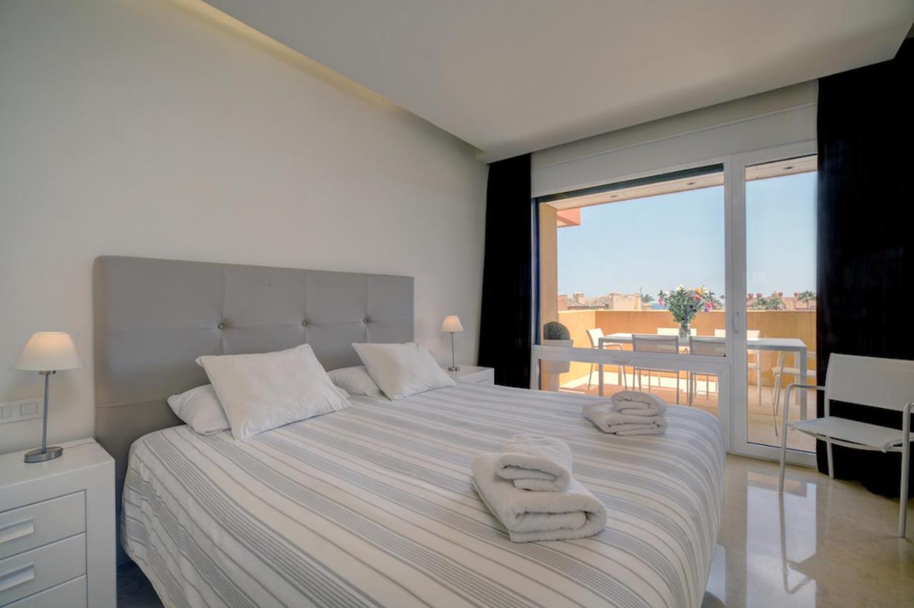 Ribera Del Marlin Apartman Sotogrande Kültér fotó